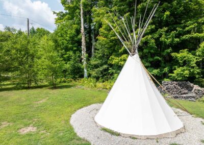 Goodaleville - Grounds